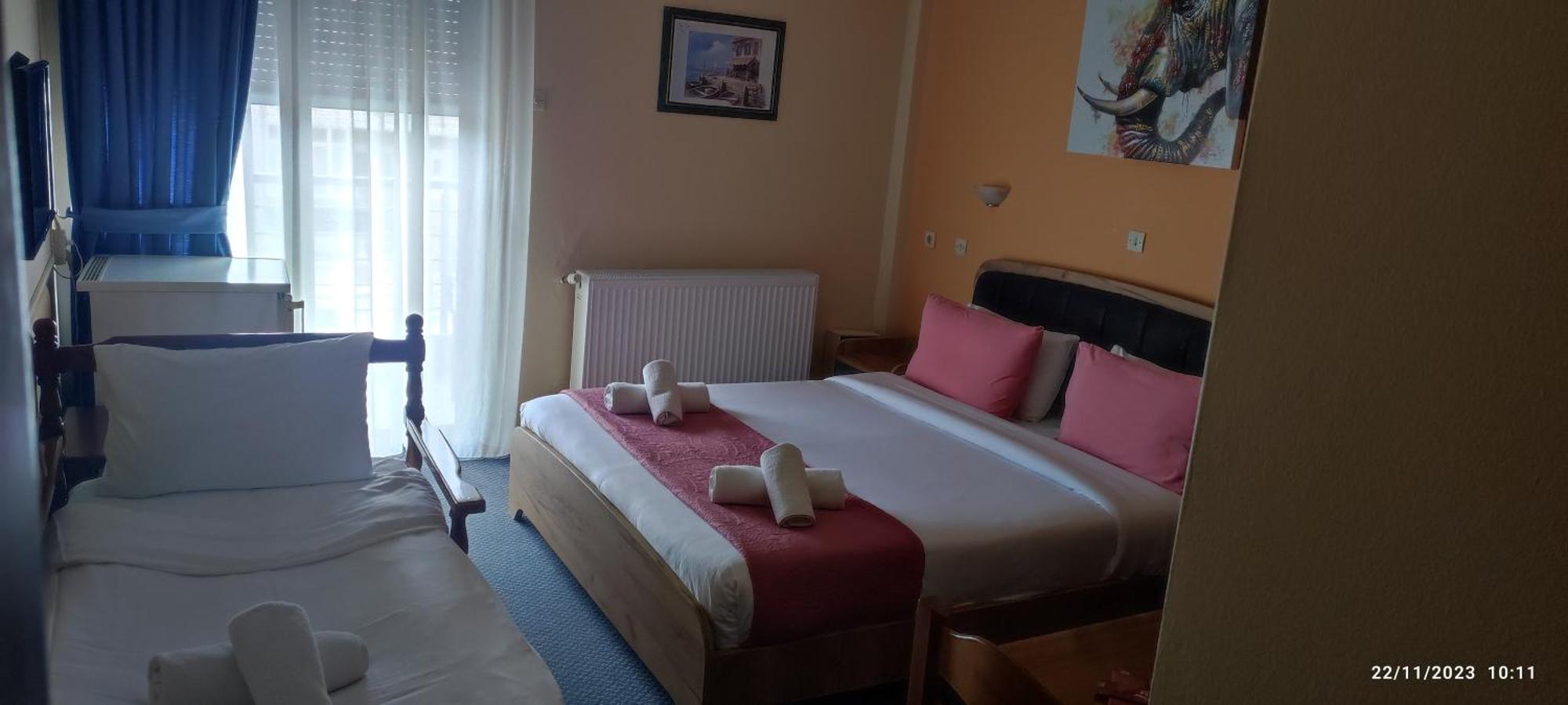 Hili Hotel Alexandroupolis Buitenkant foto
