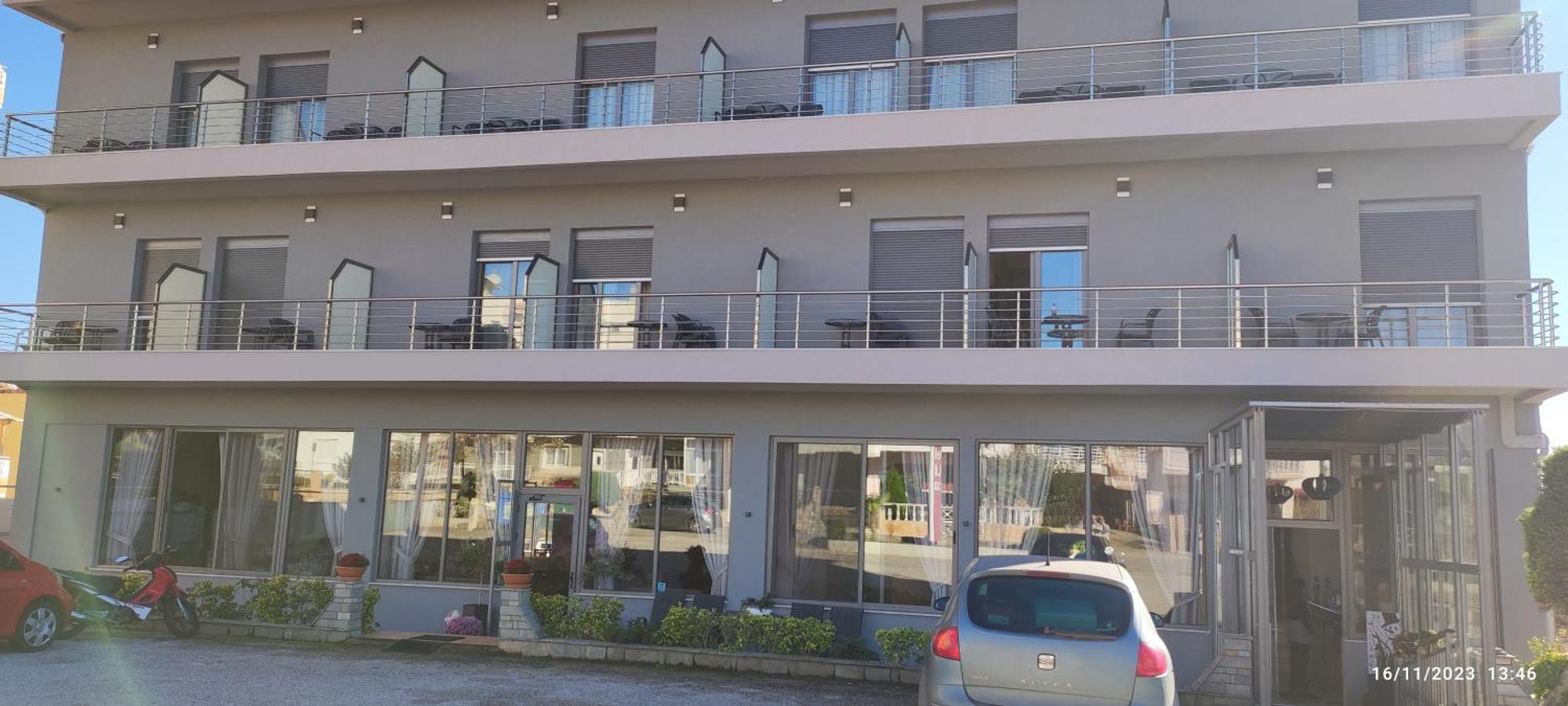 Hili Hotel Alexandroupolis Buitenkant foto
